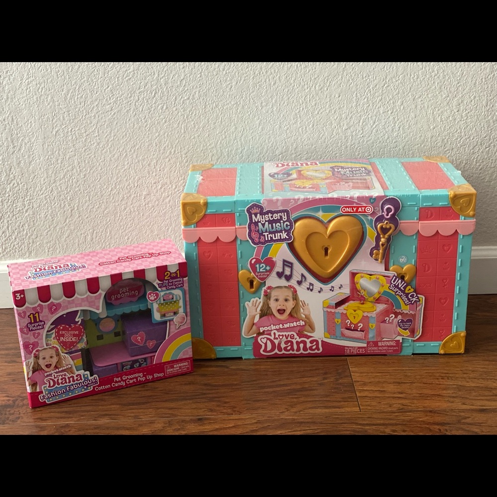 **SOLD**NEW Love Diana mystery music trunk